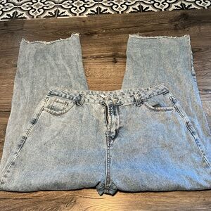 Baggy denim jeans